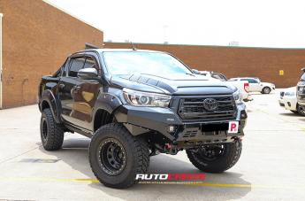 TOYOTA HILUX N80 4WD D LOCKER BLACK